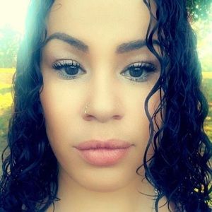 Meet your Posher, Keisha